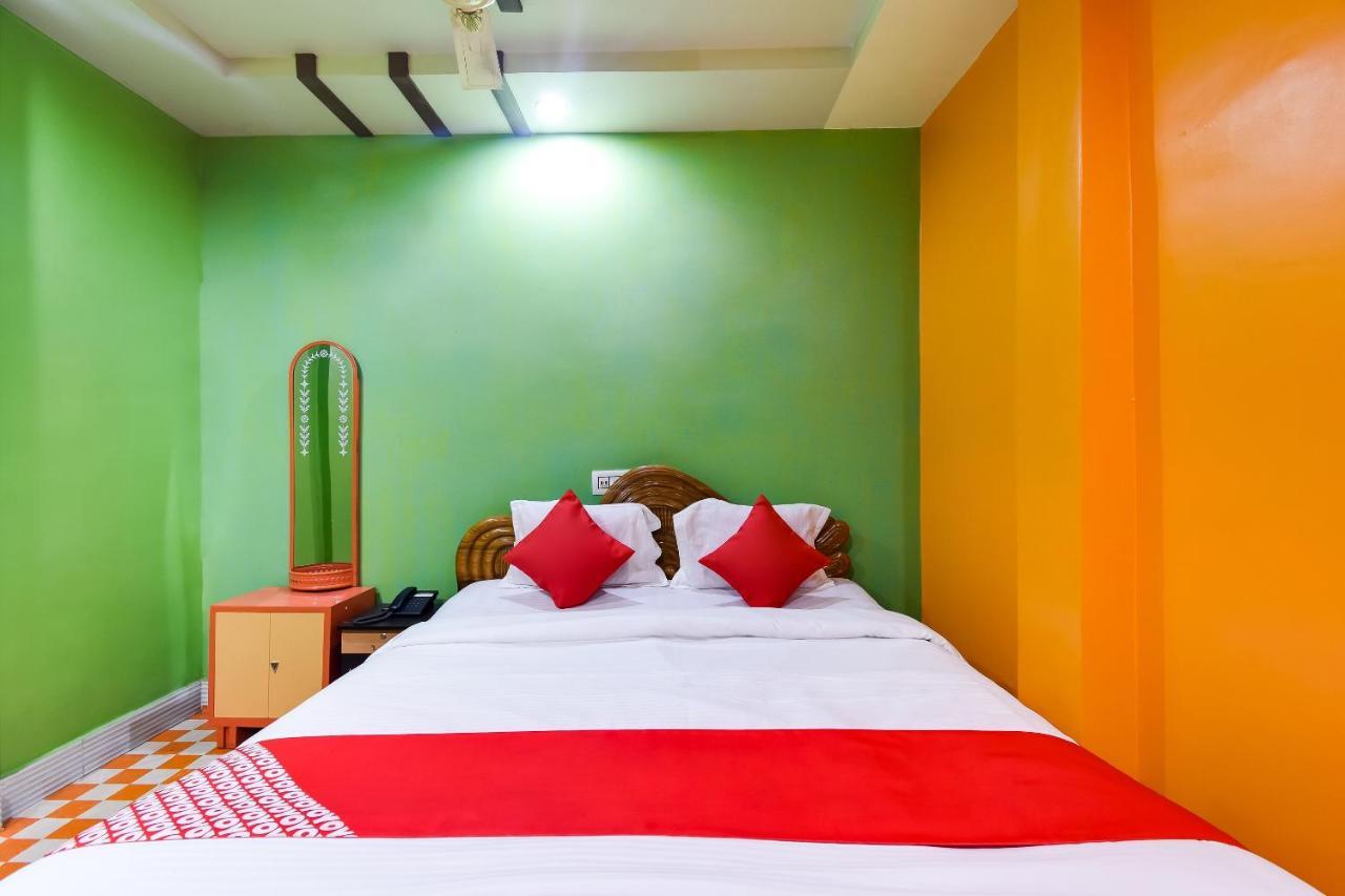 Jangipur Oyo 44160 Hotel Sahana מראה חיצוני תמונה